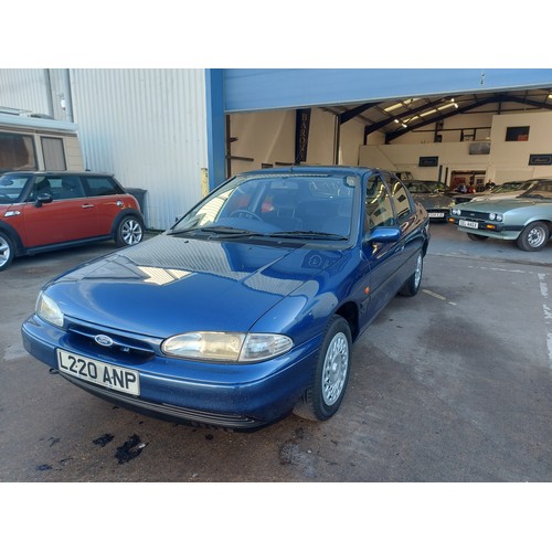 138 - 1994 FORD MONDEO GLX
Registration No: L220ANP