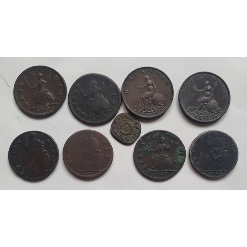 239 - A collection of better quality 17th, 18th & 19thC farthings, including a tin of William & Mary examp... 