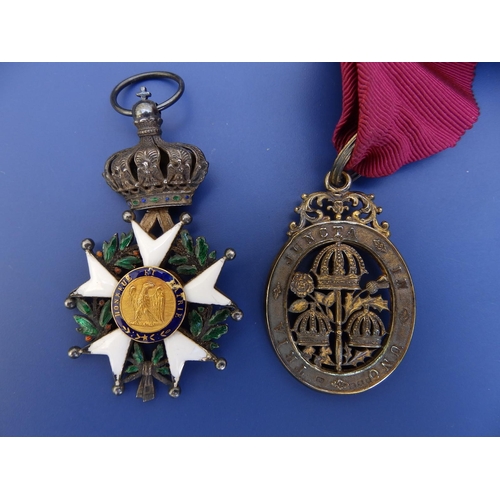 110 - The Most Honourable Order of the Bath, CB Civil, Companion's neck badge in case and French Legion of... 