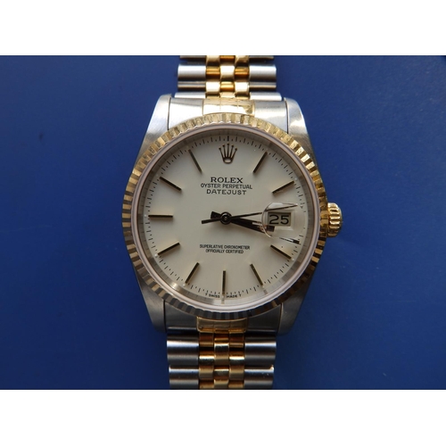 312 - A boxed gent's stainless steel & gold Rolex Datejust with cream dial & gold baton markers on Jubilee... 