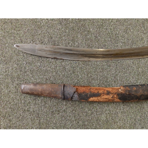 41 - An old Indian tulwar with 29