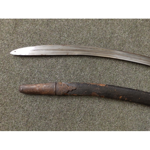 41 - An old Indian tulwar with 29