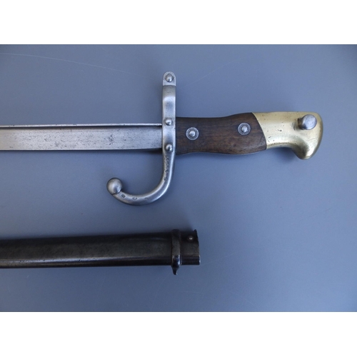 80 - A French 'gras' bayonet with 20.5