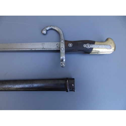 80 - A French 'gras' bayonet with 20.5