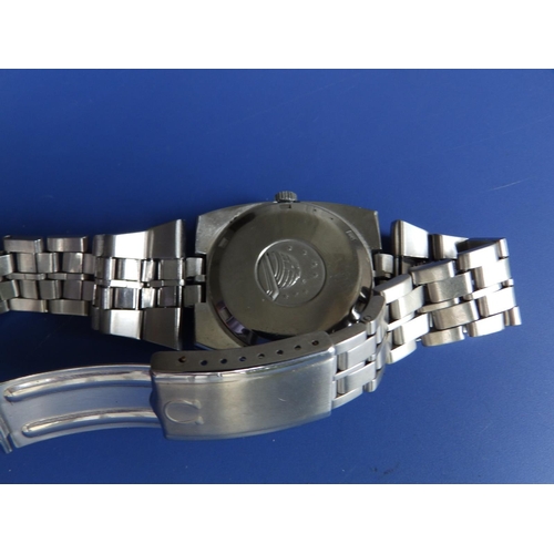 183 - A gent's stainless steel Omega Constellation Automatic Chronometer Day/Date bracelet wrist watch, th... 