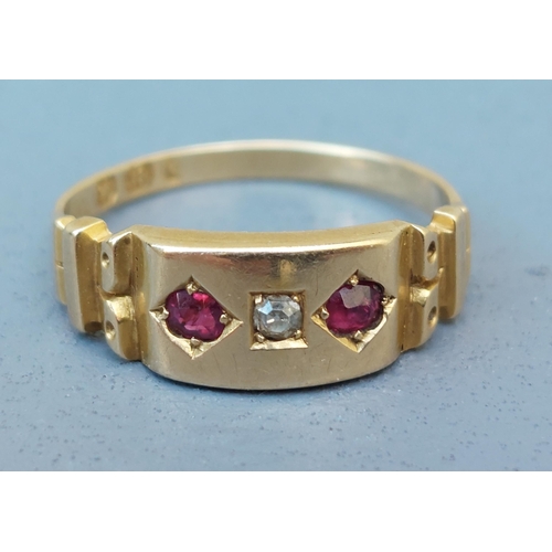 264 - A small old ruby & diamond set 18ct ring - Birmingham marks.  Finger size N.