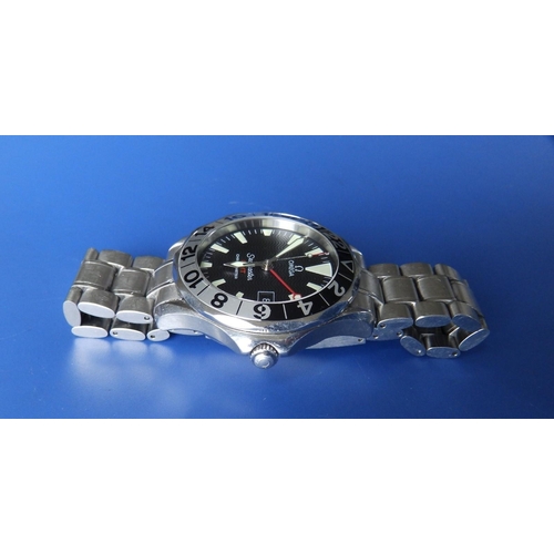 124 - A boxed gent's stainless steel Omega Seamaster GMT Chronometer bracelet wrist watch with black dial,... 