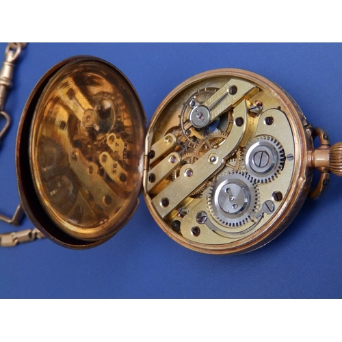 134 - A 14ct gold open faced pocket watch, case diameter 39mm with 16