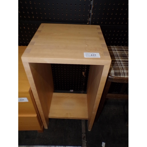 125 - TALL OAK SIDE TABLE