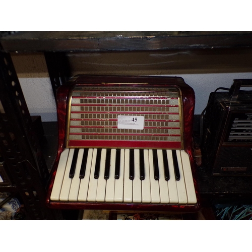 45 - PIANO ACCORDION