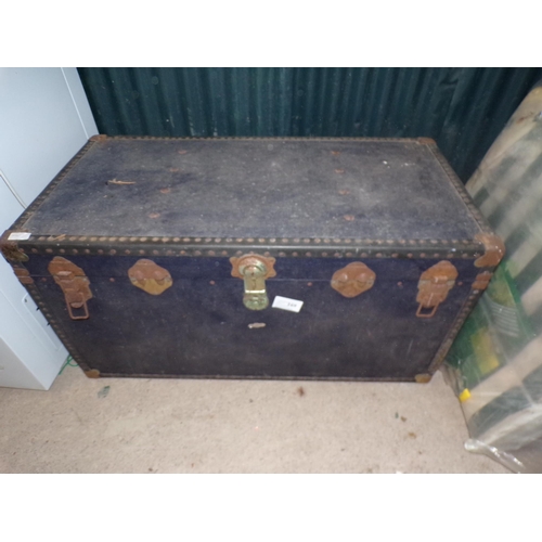 169 - OVERPOND STEAMER TRUNK 1 (1920/30s)