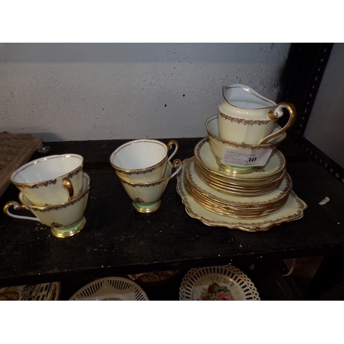 30 - ROSLYN CHINA PART TEA SET