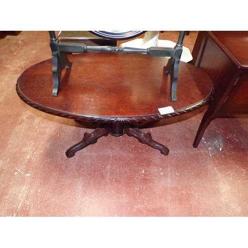 352 - OVAL COFFEE TABLE