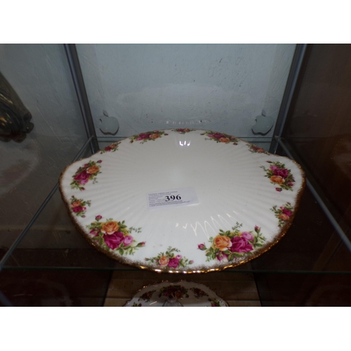 396 - ROYAL ALBERT BREAD PLATE