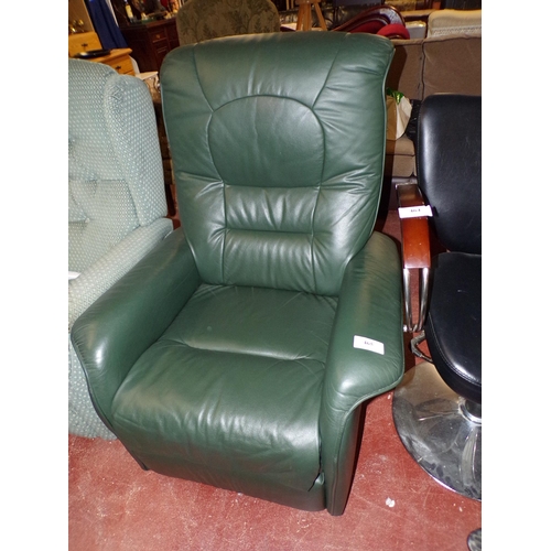 465 - LEATHER RECLINER CHAIR