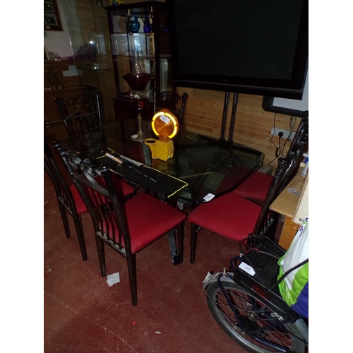 516 - GLASS  TOPPED DINING TABLE & CHAIRS