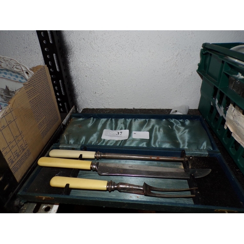 37 - VINTAGE CASES CARVING SET