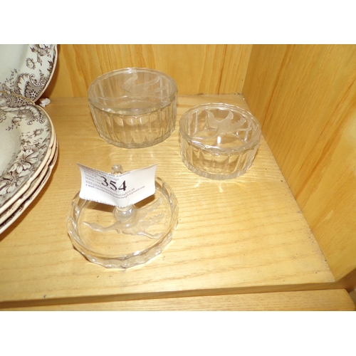 354 - LE ROC GLASS DRESSING TABLE SET