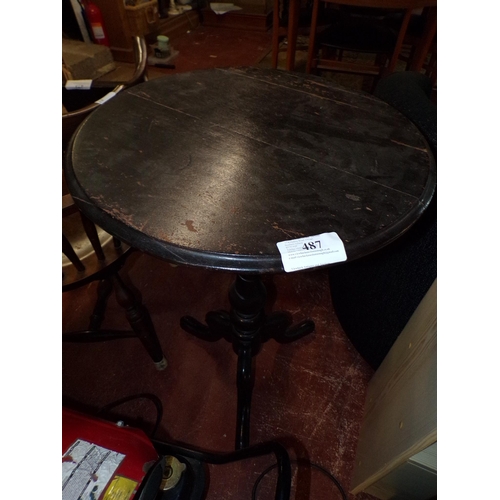 487 - EARLY 19th C. TEA TABLE WITH TRIPOD BASE