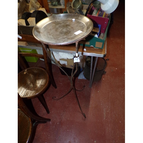 539 - WROUGHT IRON BASIN STAND