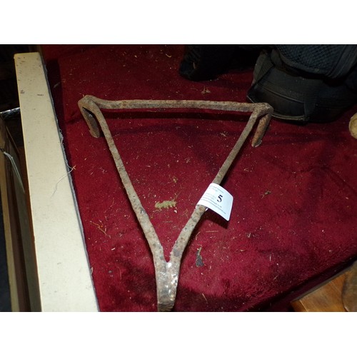 Lot 5         
