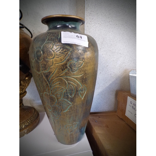 64 - LARGE STYLISH VASE