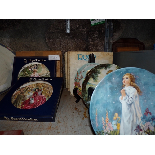 217 - ALL ROYAL DOULTON & OTHER COLLECT8OR'S PLATES