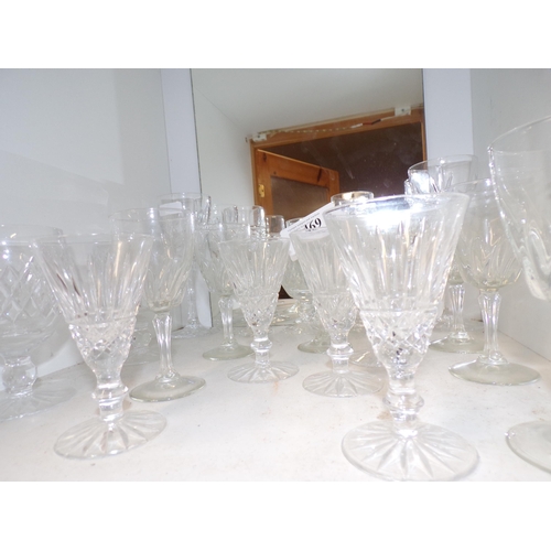 469 - SHELF - ALL SPITIT GLASSES