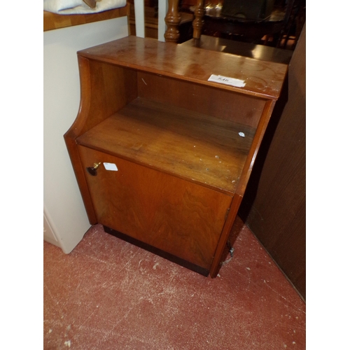 546 - BEDSIDE CABINET