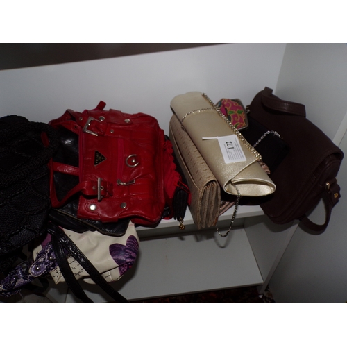 172 - ALL HANDBAGS & PURSES ON SHELF