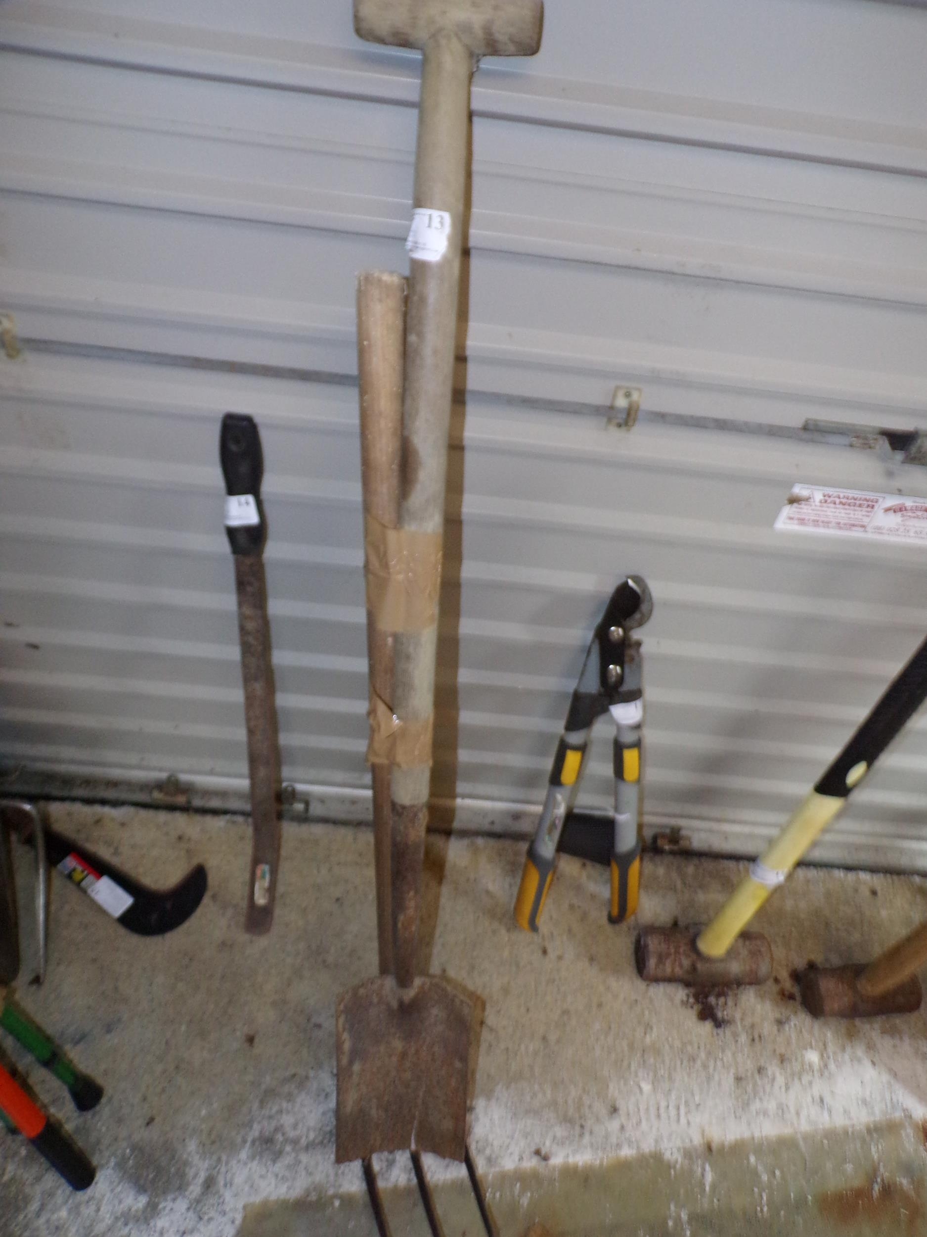 DRAINAGE SPADE & WATER GRAIP