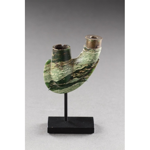 609 - A KHOISAN TOBACCO SMOKING PIPE SOUTH AFRICA, 19TH CENTURY Carved from a variegated green soapstone i... 