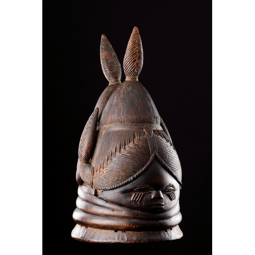 615 - AN AFRICAN 'SANDE' OR 'BUNDU' MASK MENDE SIERRA LEONE/LIBERIA, 20TH CENTURY Attributed to the Sogand... 