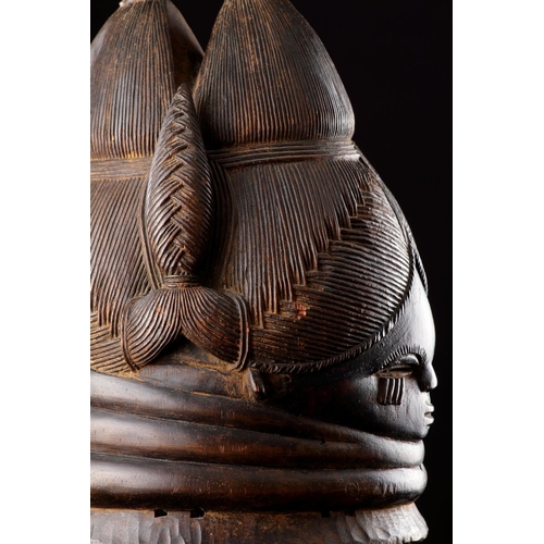 615 - AN AFRICAN 'SANDE' OR 'BUNDU' MASK MENDE SIERRA LEONE/LIBERIA, 20TH CENTURY Attributed to the Sogand... 