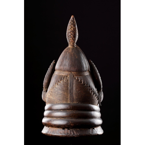 615 - AN AFRICAN 'SANDE' OR 'BUNDU' MASK MENDE SIERRA LEONE/LIBERIA, 20TH CENTURY Attributed to the Sogand... 