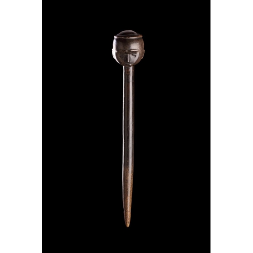 617 - Y A RARE SOUTH AFRICAN BLACK RHINOCEROS HORN PRESTIGE STAFF OR SCEPTRE TSONGA/NORTH NGUNI, MID 19TH ... 