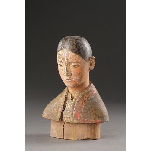 620 - A SERENE CARVED WOOD BUST BURMA OR NORTHERN VIETNAM, 18TH CENTURY OR EARLIER Original polychrome 20c... 