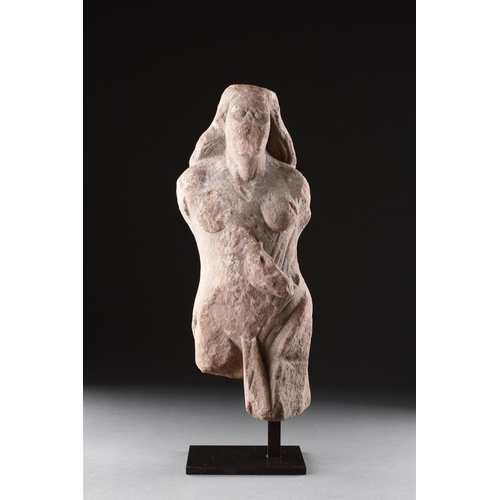 664 - A RARE ANCIENT BRITISH CELTIC CARVED RED SANDSTONE STATUETTE 1ST-2ND CENTURY AD Depicting a Goddess ... 