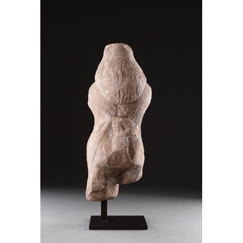 664 - A RARE ANCIENT BRITISH CELTIC CARVED RED SANDSTONE STATUETTE 1ST-2ND CENTURY AD Depicting a Goddess ... 