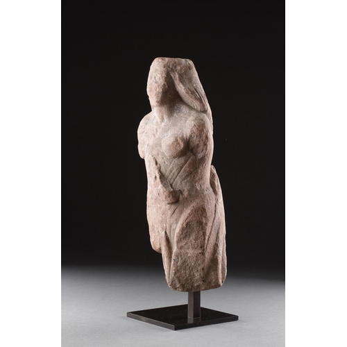 664 - A RARE ANCIENT BRITISH CELTIC CARVED RED SANDSTONE STATUETTE 1ST-2ND CENTURY AD Depicting a Goddess ... 