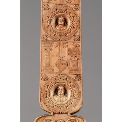 686 - AN UNUSUAL AND FINELY CARVED FRENCH RENAISSANCE WOOD PANEL BRITTANY, 16TH/17TH CENTURY Lemon or anot... 