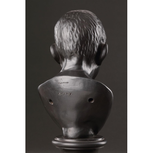 695 - A WEDGWOOD BLACK BASALT LIBRARY BUST OF CICERO (106-43 BC) CIRCA 1780-1795 Depicting the Roman Orato... 