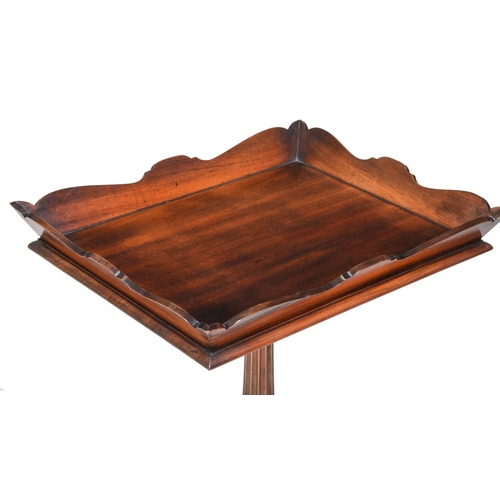 761 - A PAIR OF MAHOGANY TRAY TOP TRIPOD TABLES IN THE MANNER OF GILLOWS, 20TH CENTURY 75cm high, the tops... 