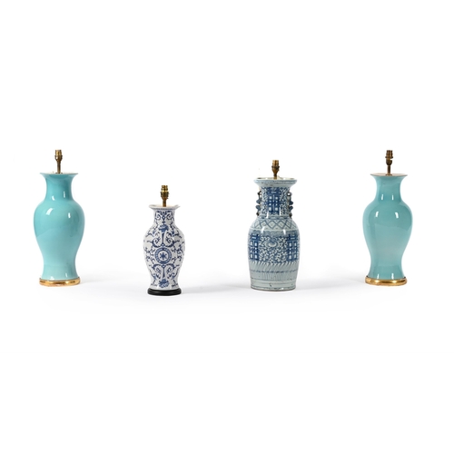 828 - MODERN TABLE LAMPS TO INCLUDE: A pair of turquoise glaze lamps, gilt wood bases, 76cm high; a single... 