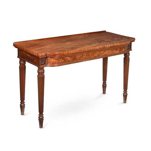 572 - A REGENCY MAHOGANY CONSOLE OR SIDE TABLEIN THE MANNER OF GILLOWS, CIRCA 181592cm high, 147cm wide, 6... 