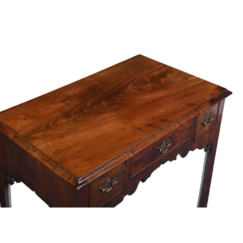 306 - A GEORGE III MAHOGANY SIDE TABLE OR LOWBOYSECOND HALF 18TH CENTURY76.5cn high, 80cm wide, 48cm deep