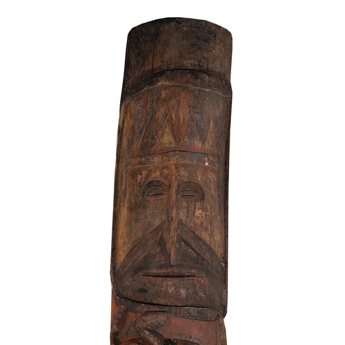 725 - A CARVED HARD WOOD LONGHOUSE LINTEL WITH A CENTRAL BAND OF FIGURES PAPUA NEW GUINEA, EARLY 20TH CENT... 