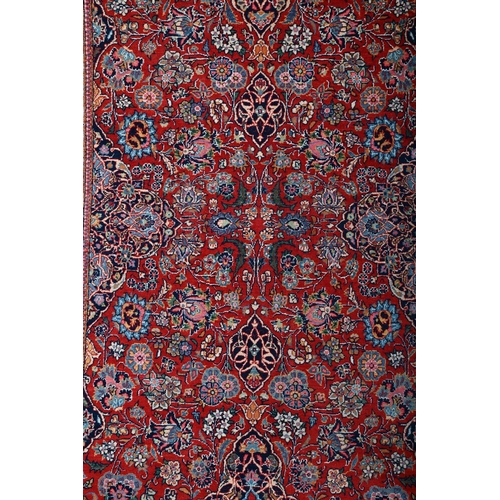 83 - A KASHAN RUGapproximately 208 x 129cm