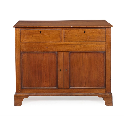 230A - A SMALL WALNUT KNEEHOLE DESK IN THE WILLIAM AND MARY STYLE19TH CENTURYWith two drawer above a pair o... 