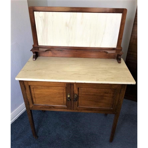 175 - A GOOD EDWARDIAN MARBLE TOPPED DRESSING / WASH STAND, with raised back panel having a shelf to the f... 